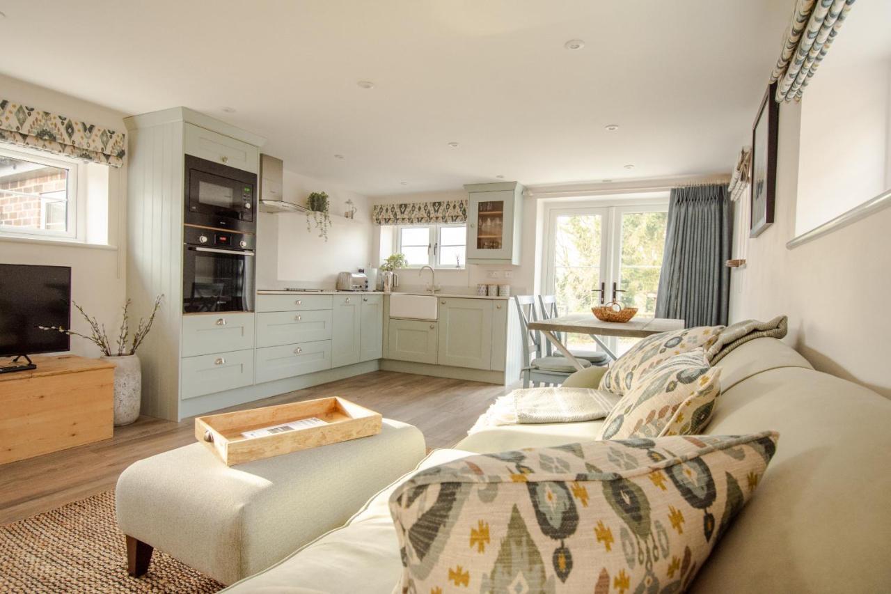 Finwood Green Farm Holiday Cottages-The Calf Shed And The Milk Parlour Henley-in-Arden Ngoại thất bức ảnh