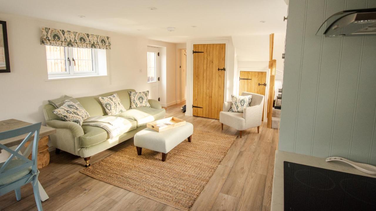 Finwood Green Farm Holiday Cottages-The Calf Shed And The Milk Parlour Henley-in-Arden Ngoại thất bức ảnh